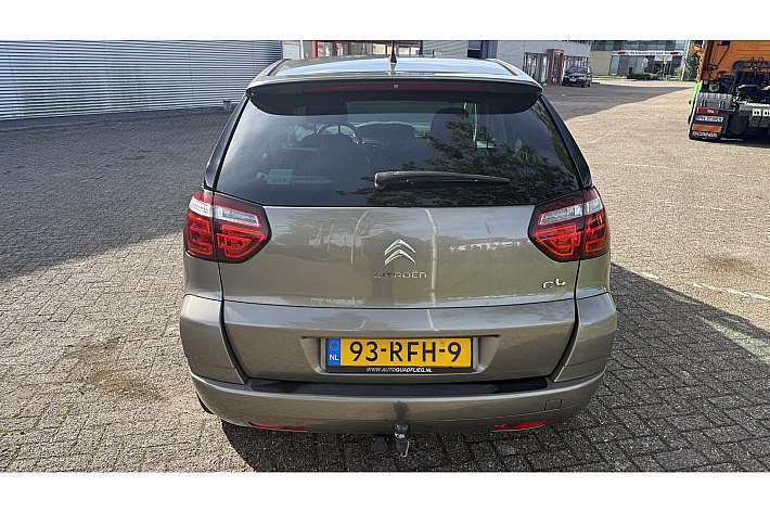 Citroën C4 Picasso 1.6 VTi Attraction , 119.102 KM NAP, AIRCO, DEALER ONDERHOUDEN, TREKHAAK, BOEKJES, RUIME GEZINSAUTO, AUTO HEEFT DIVERSE LAK SCHAAFPLEKJES, RIJDT HIJ NIET MINDER OM, MAAR IS DAAR DOOR WEL SCHERP GEPRIJSD !!!