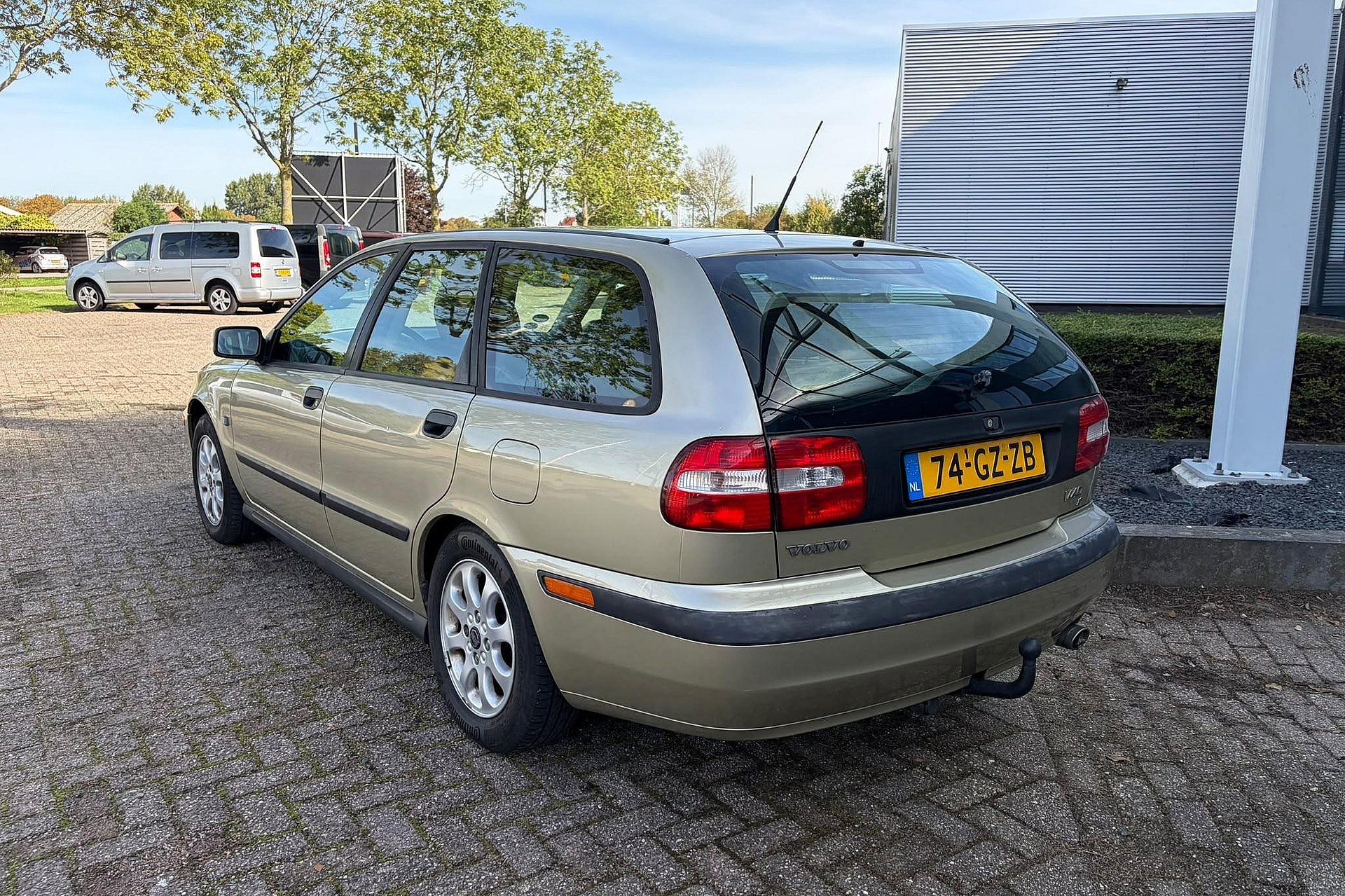 Volvo V40