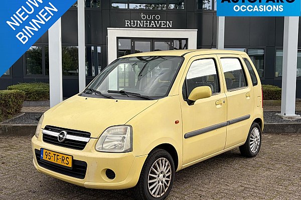 Opel Agila 1.0-12V Flexx cool , AIRCO, LEUKE VERKLEURDE GELE OPEL AGILA VOORZIEN VAN EEN NAP LAGE KM STAND, 5 DEUREN, ZUINIGE MOTOR,  RIJDT EN SCHAKELT HEERLIJK.