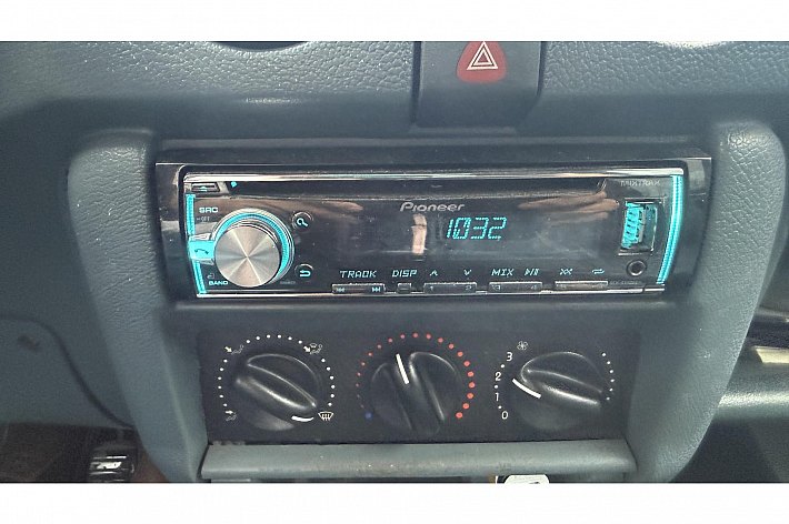 Renault Kangoo 1.4 RT MET INRIJPLAAT, IDEAAL VOOR ZZP-ER OF SCOOTERVERVOER, EX JNVALIDE, DISTRIBUTIE VERVANGEN OP 151.000, BOEKJES AANWEZIG, GEEN NIEUWE AUTO, MAAR WEL TECHNISCH GOED….