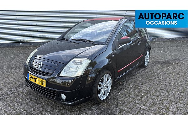 Citroën C2 1.4i Ligne Ambiance , AUTOMAAT, AIRCO (werkend), DISTRIBUTIE BIJ 216.000 REEDS VERVANGEN, ELECTR RAMEN EN SPIEGELS, INRUILAUTO , ZO INGERUILD ZO WEER WEG, RIJDT GOED, IN DEZE PRIJSKLASSE GEEN GARANTIE MOGELIJK, PROEFRIJDEN EN NAKIJKEN GEEN PROBLEEM.