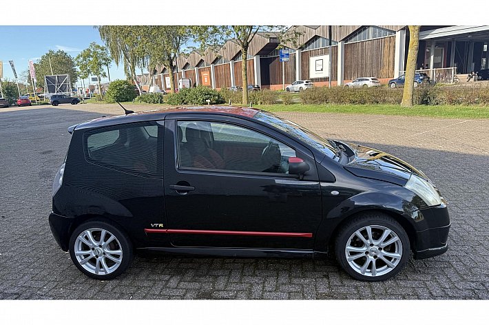 Citroën C2 1.4i Ligne Ambiance , AUTOMAAT, AIRCO (werkend), ELECTR RAMEN EN SPIEGELS, INRUILAUTO , ZO INGERUILD ZO WEER WEG, RIJDT GOED, IN DEZE PRIJSKLASSE GEEN GARANTIE MOGELIJK, PROEFRIJDEN EN NAKIJKEN GEEN PROBLEEM.