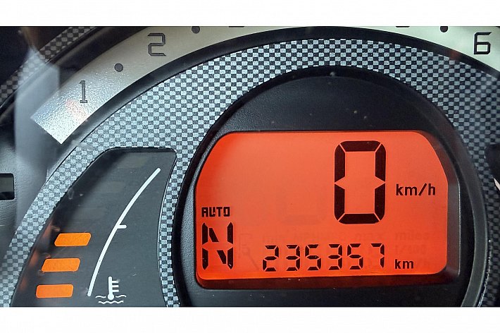 Citroën C2 1.4i Ligne Ambiance , AUTOMAAT, AIRCO (werkend), ELECTR RAMEN EN SPIEGELS, INRUILAUTO , ZO INGERUILD ZO WEER WEG, RIJDT GOED, IN DEZE PRIJSKLASSE GEEN GARANTIE MOGELIJK, PROEFRIJDEN EN NAKIJKEN GEEN PROBLEEM.