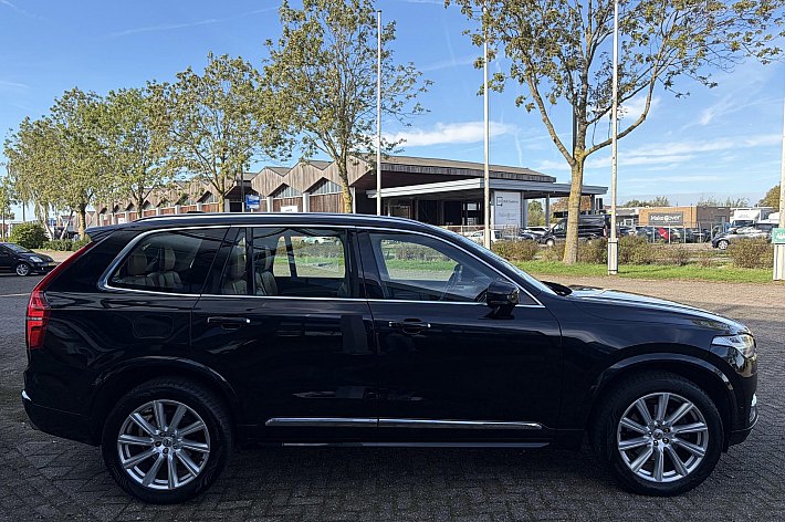 Volvo XC90 2.0 D5 AWD Inscription 1e EIGENAAR, VOLVO DEALER ONDERHOUDEN, HEAD-UP, STOELVERKOELING, 7 PERSOONS, LAGE KM STAND, ZEER RUIM IN OPTIES.
