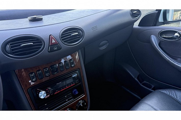 Mercedes-Benz A-Klasse 190 Elegance Lang AIRCO, CRUISE CONTROLE, LEER, AUTOMAAT, LANGE UITVOERING, VOLLEDIG ONDERHOUDEN, VOL OPTIES
