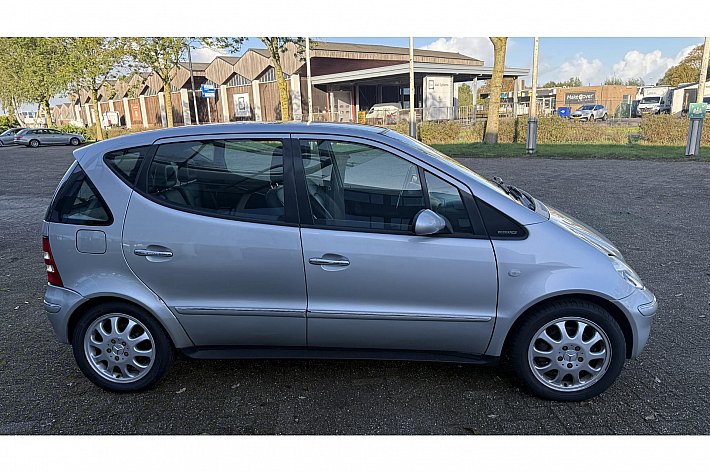 Mercedes-Benz A-Klasse 190 Elegance Lang AIRCO, CRUISE CONTROLE, LEER, AUTOMAAT, LANGE UITVOERING, VOLLEDIG ONDERHOUDEN, VOL OPTIES