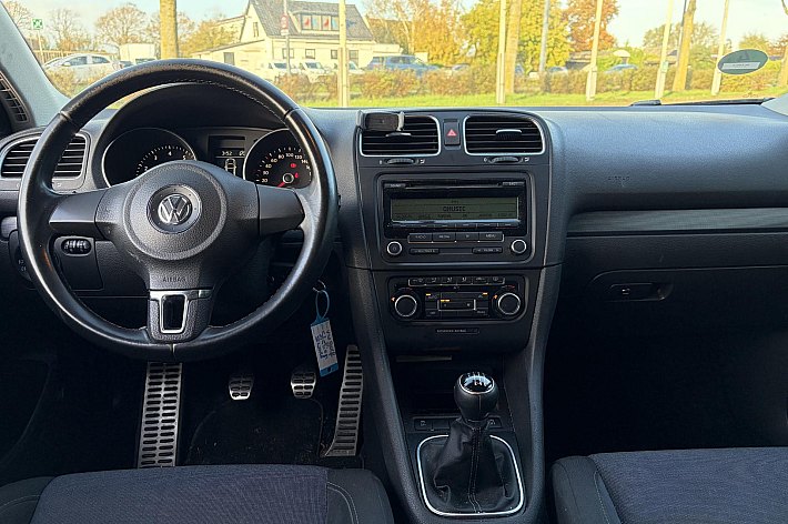 Volkswagen Golf Variant 1.2 TSI Style BlueMotion CLIMATE CONTROL, CRUISE CONTROL, GOED ONDERHOUDEN, LEKKER ZUINIG, TREKHAAK