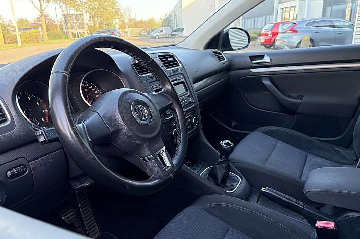 Volkswagen Golf Variant 1.2 TSI Style BlueMotion CLIMATE CONTROL, CRUISE CONTROL, GOED ONDERHOUDEN, LEKKER ZUINIG, TREKHAAK