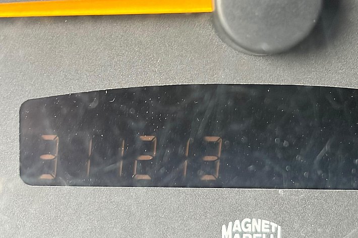 Mercedes-Benz V-Klasse V 200 CDI Trend , AIRCO, EXPORT ONLY, RAMEN WERKEN NIET, DAKBEKLEDING ONTBREEKT, 1 DEUR GAAT VAN BINNEN NIET OPEN, RIJDT GOED, INVALIDE LIFT, WEG = PECH !!!