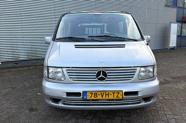 Mercedes-Benz V-Klasse V 200 CDI Trend , AIRCO, EXPORT ONLY, RAMEN WERKEN NIET, DAKBEKLEDING ONTBREEKT, 1 DEUR GAAT VAN BINNEN NIET OPEN, RIJDT GOED, INVALIDE LIFT, WEG = PECH !!!