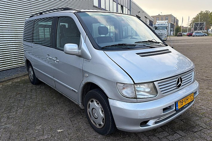 Mercedes-Benz V-Klasse V 200 CDI Trend , AIRCO, EXPORT ONLY, RAMEN WERKEN NIET, DAKBEKLEDING ONTBREEKT, 1 DEUR GAAT VAN BINNEN NIET OPEN, RIJDT GOED, INVALIDE LIFT, WEG = PECH !!!