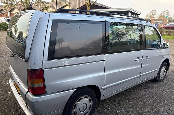 Mercedes-Benz V-Klasse V 200 CDI Trend , AIRCO, EXPORT ONLY, RAMEN WERKEN NIET, DAKBEKLEDING ONTBREEKT, 1 DEUR GAAT VAN BINNEN NIET OPEN, RIJDT GOED, INVALIDE LIFT, WEG = PECH !!!
