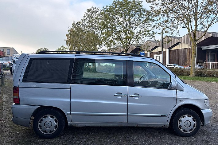 Mercedes-Benz V-Klasse V 200 CDI Trend , AIRCO, EXPORT ONLY, RAMEN WERKEN NIET, DAKBEKLEDING ONTBREEKT, 1 DEUR GAAT VAN BINNEN NIET OPEN, RIJDT GOED, INVALIDE LIFT, WEG = PECH !!!